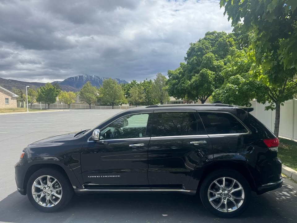 
								2014 Jeep Grand Cherokee Summit Sport Utility 4D full									