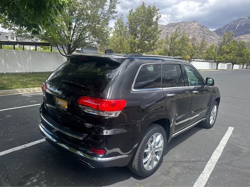 
								2014 Jeep Grand Cherokee Summit Sport Utility 4D full									
