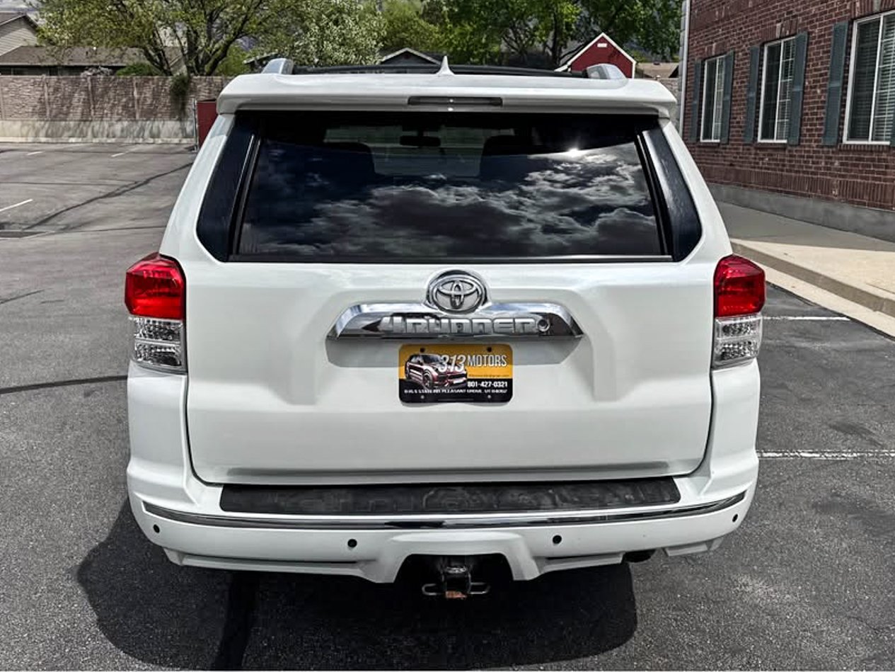
								2012 Toyota 4Runner SR5 full									