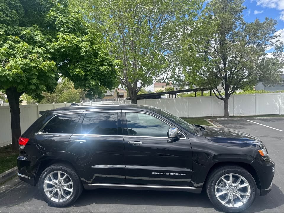 
								2014 Jeep Grand Cherokee Summit Sport Utility 4D full									