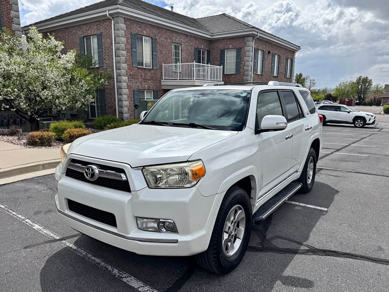 
								2012 Toyota 4Runner SR5 full									