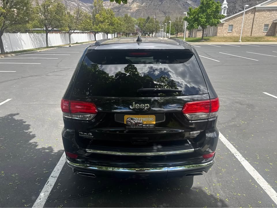 
								2014 Jeep Grand Cherokee Summit Sport Utility 4D full									