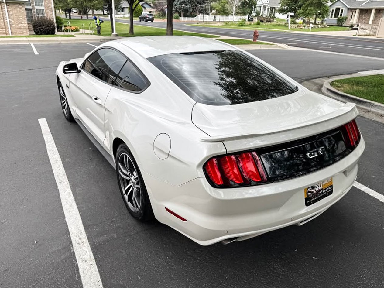 
								2017 Ford Mustang GT 5.0 Coupe full									