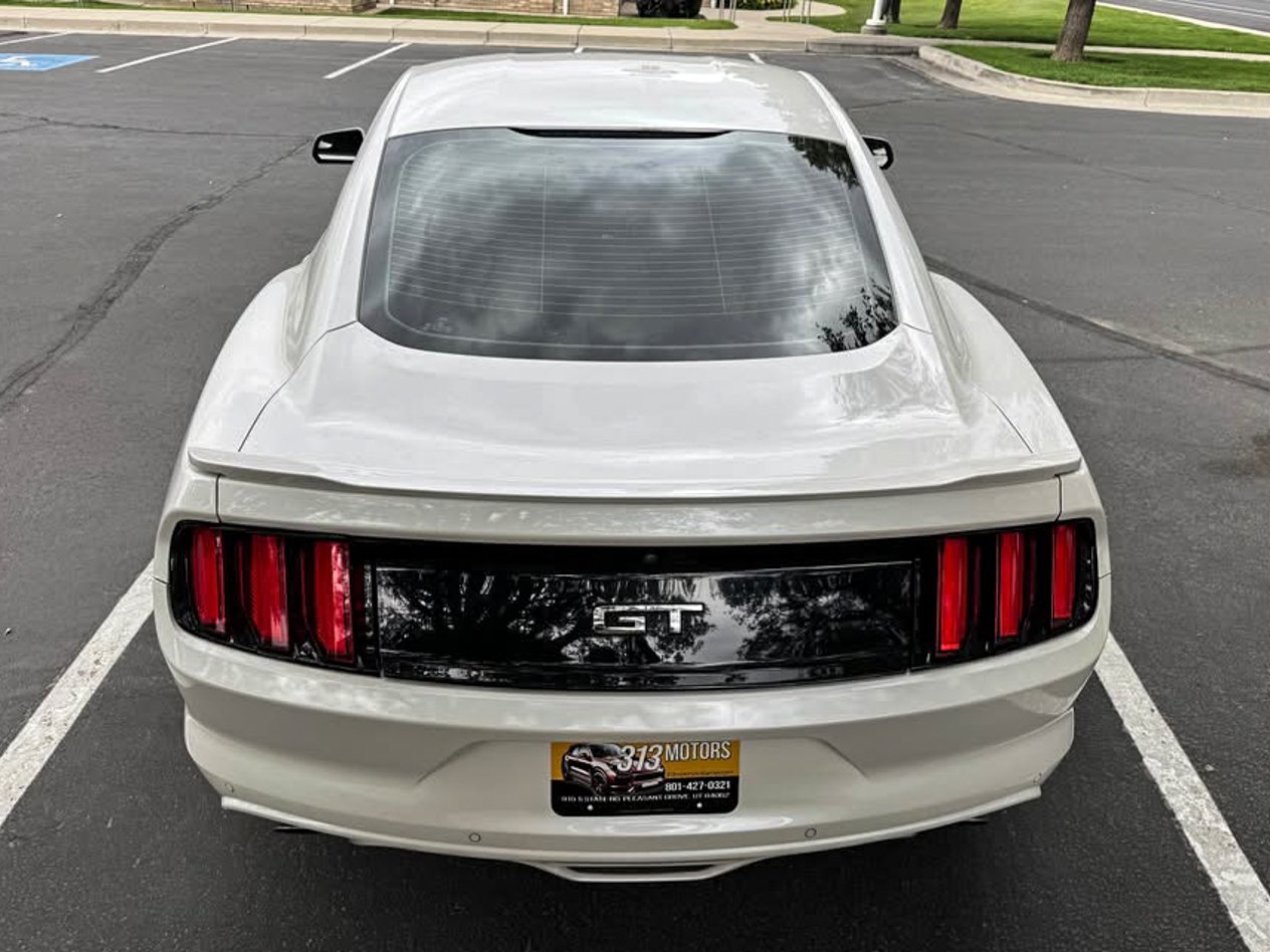 
								2017 Ford Mustang GT 5.0 Coupe full									