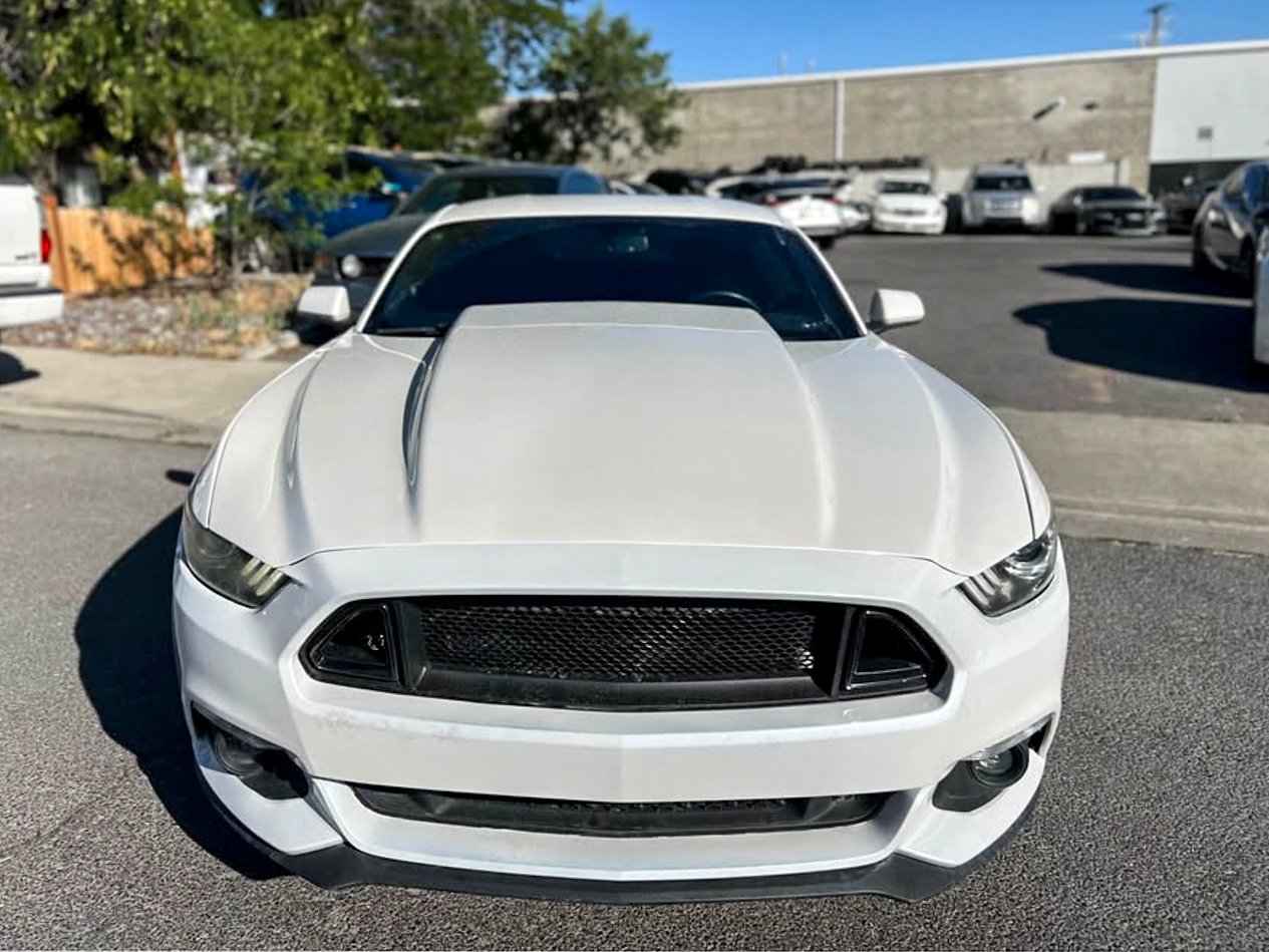 
								2017 Ford Mustang GT 5.0 Coupe full									