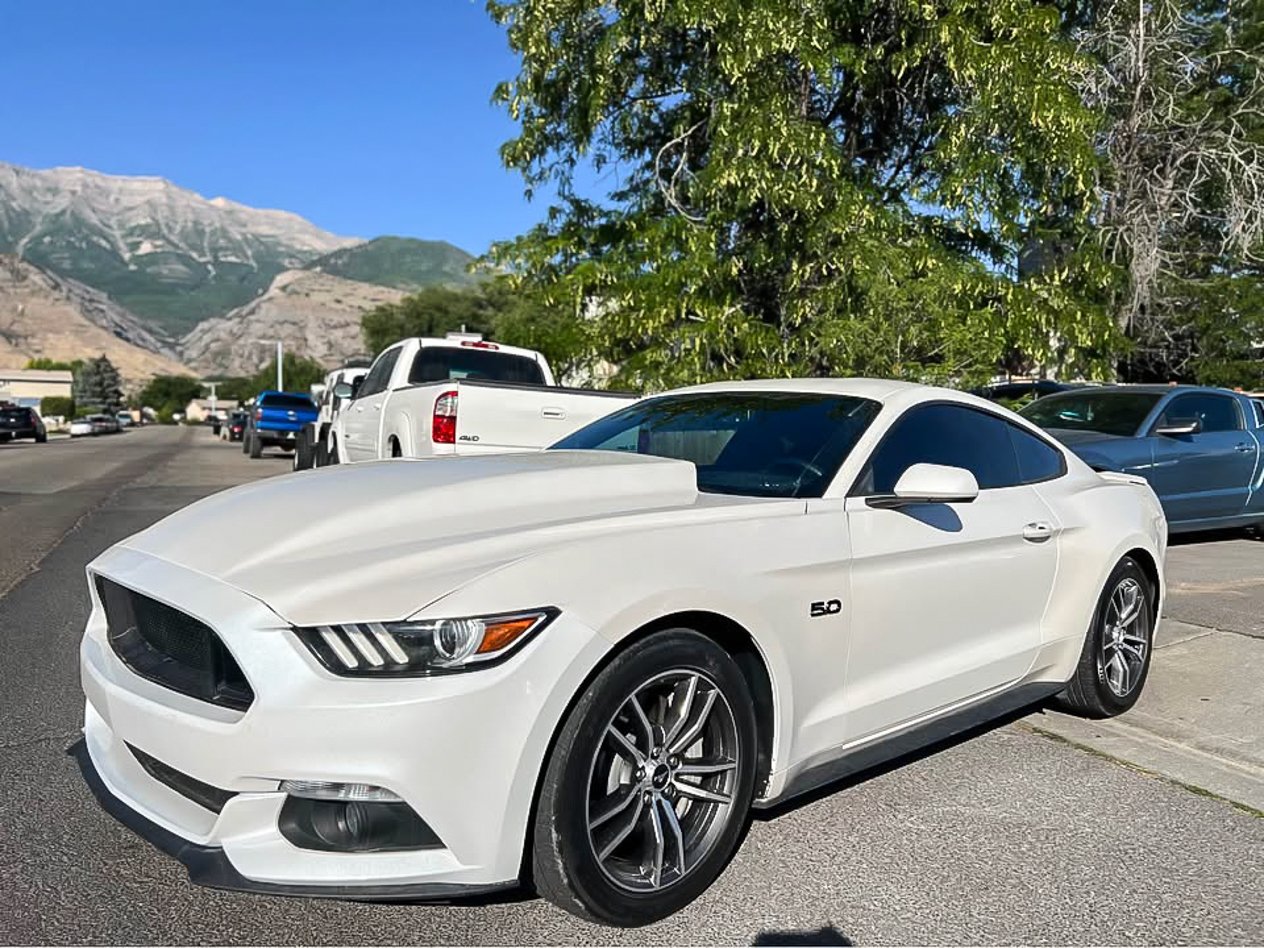 
								2017 Ford Mustang GT 5.0 Coupe full									