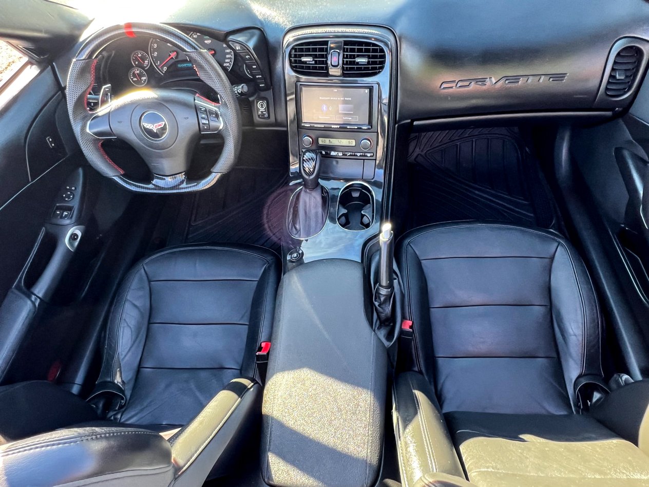 
								2013 Chevrolet Convertible full									
