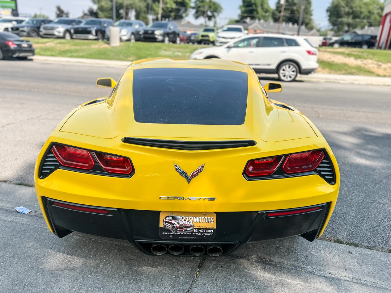 
								2014 Chevrolet Corvette Stingray Coupe 2D full									