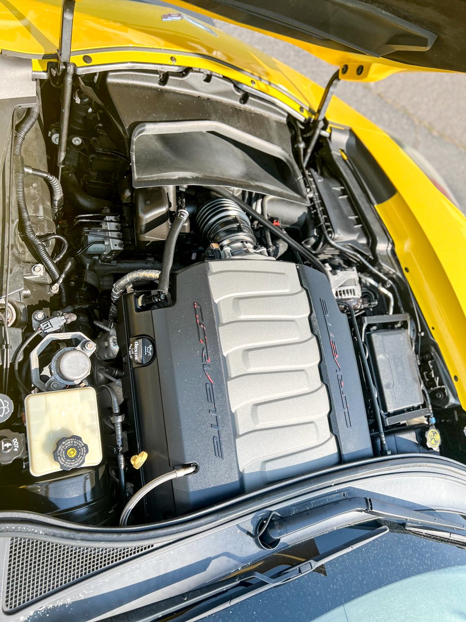 
								2014 Chevrolet Corvette Stingray Coupe 2D full									