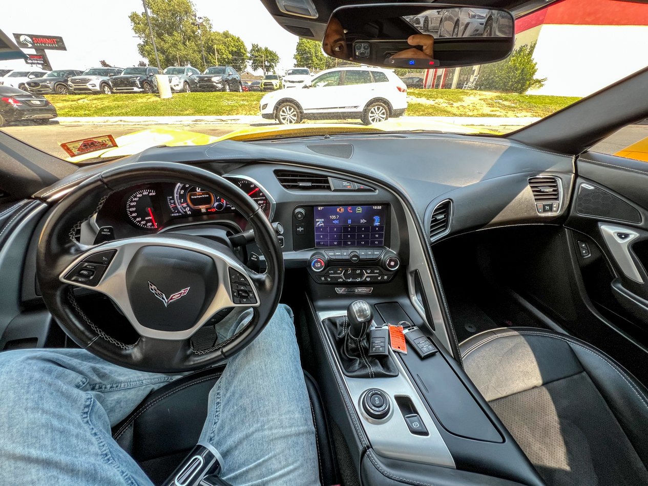 
								2014 Chevrolet Corvette Stingray Coupe 2D full									