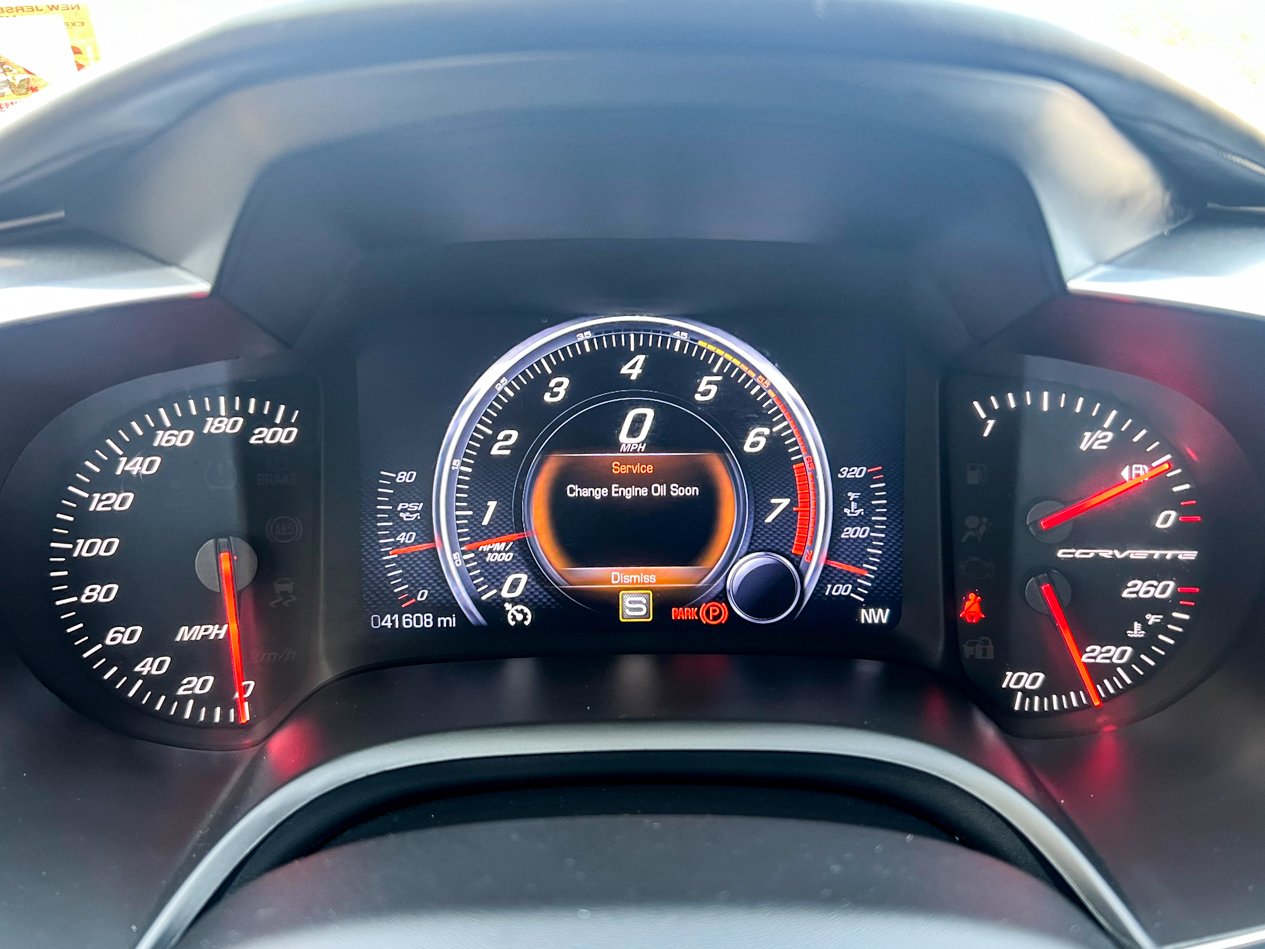 
								2014 Chevrolet Corvette Stingray Coupe 2D full									