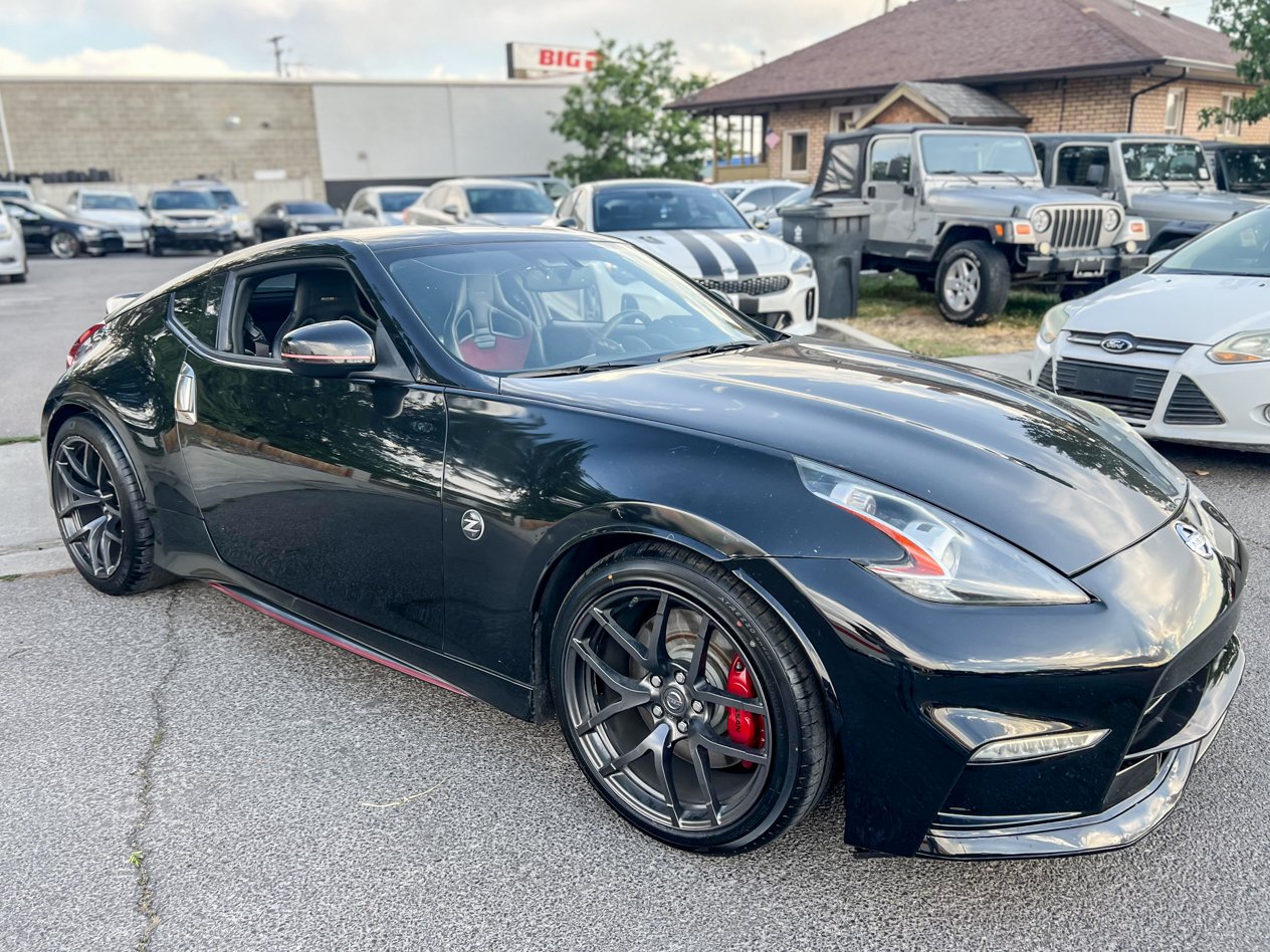 
								2018 Nissan 370Z Coupe full									