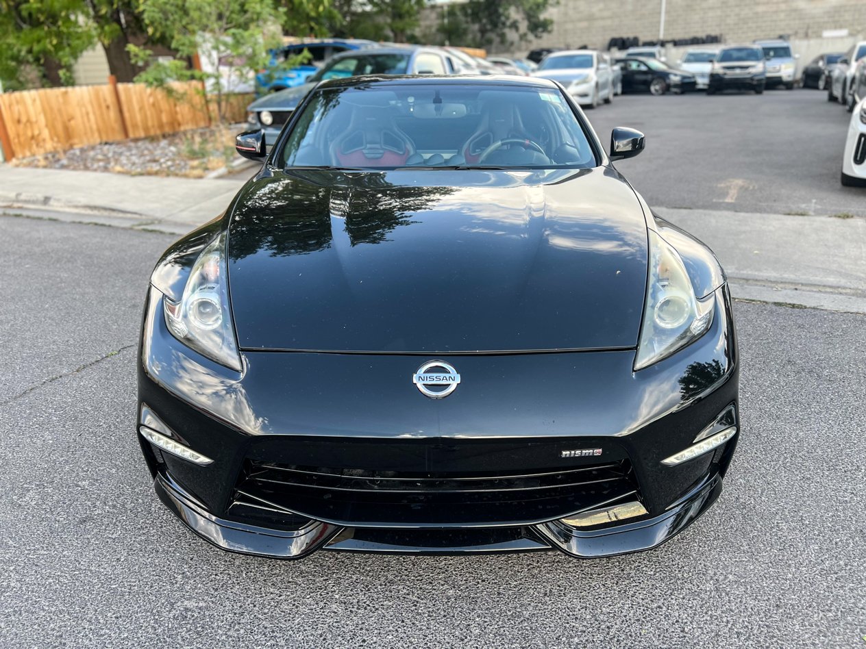 
								2018 Nissan 370Z Coupe full									