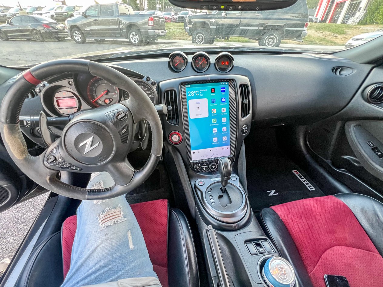 
								2018 Nissan 370Z Coupe full									