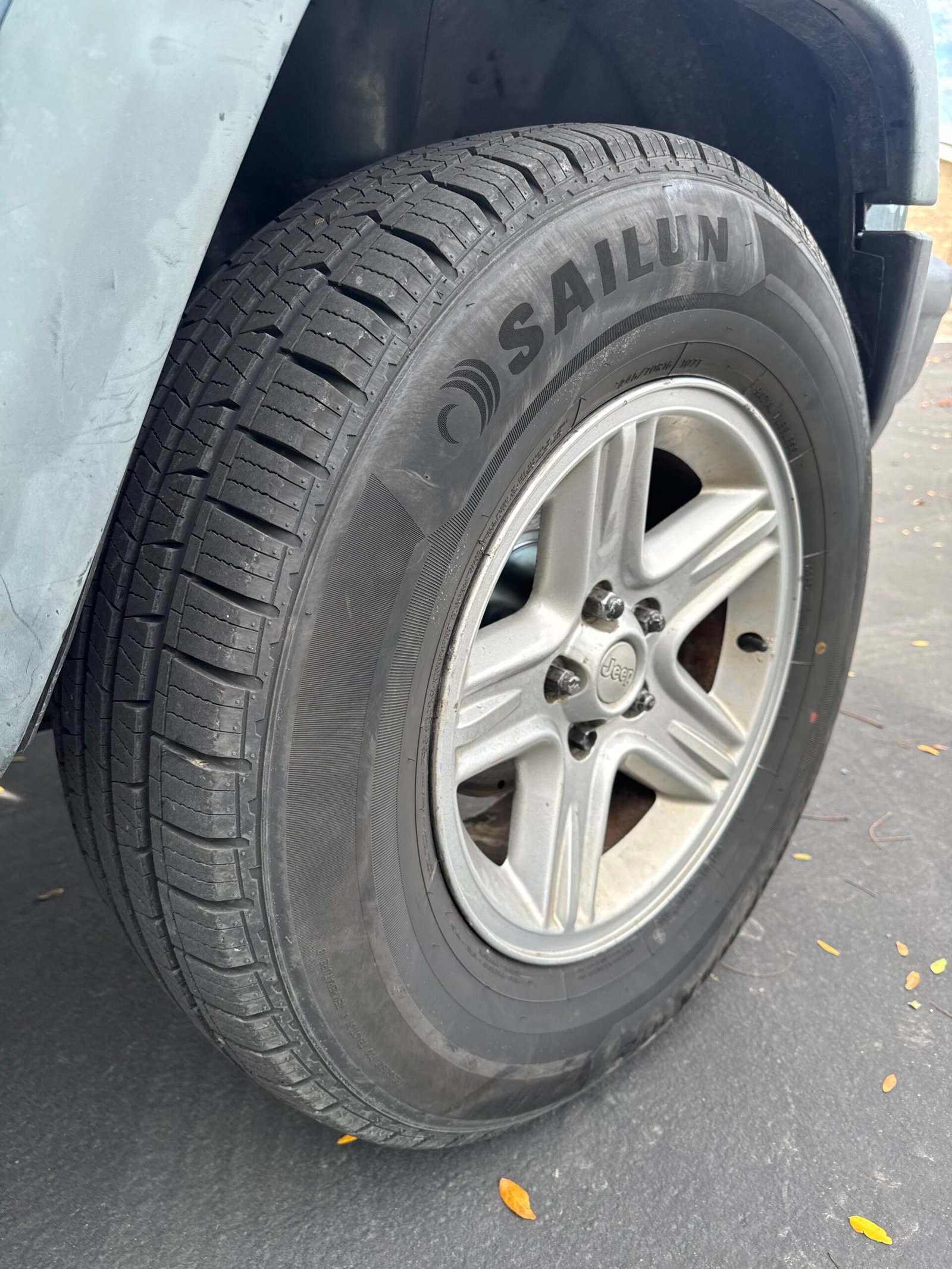 
								1997 jeep Cherokee full									